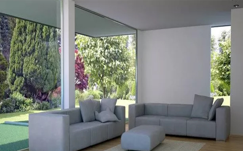 How should the window and door industry develop in the future?