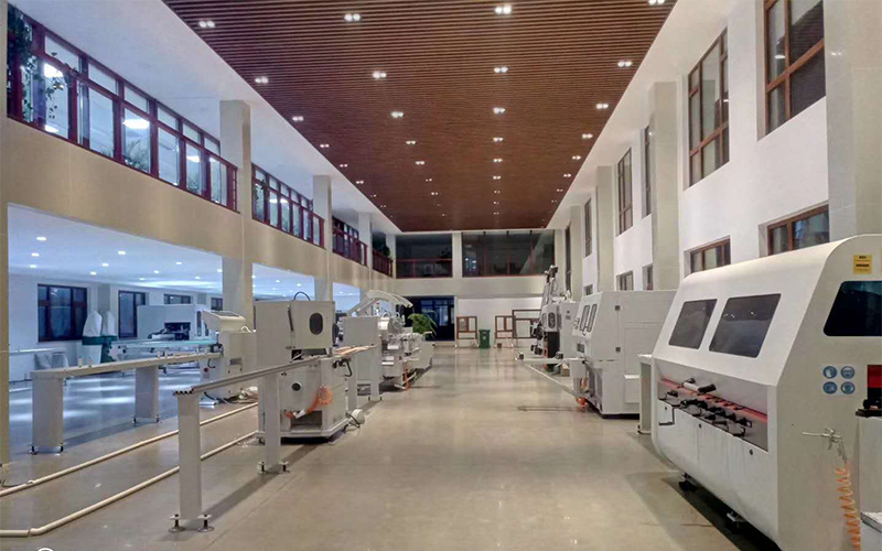 How to Choose Aluminum Window & Door Machines?