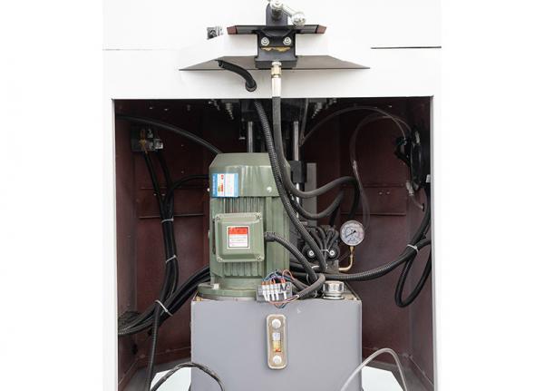 Aluminum Door & Window Light Duty Crimping Machine