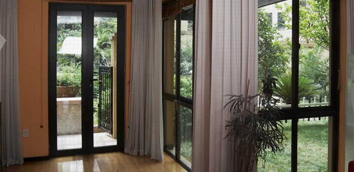 How much does an aluminum window cost?